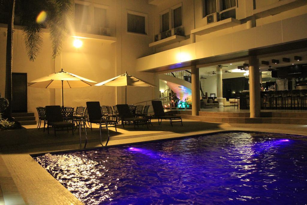 Savannah Resort Hotel Анхелес Екстериор снимка